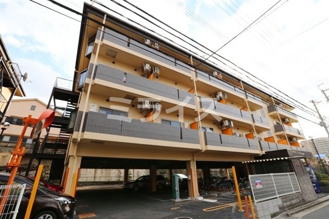 アーネスト山手Ⅱの物件外観写真