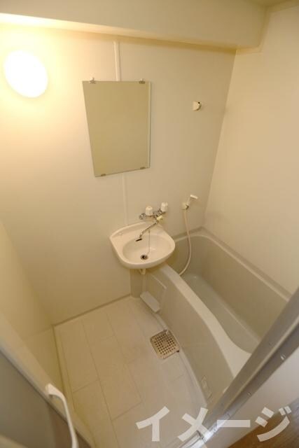 ヒルトップ千里山の物件内観写真