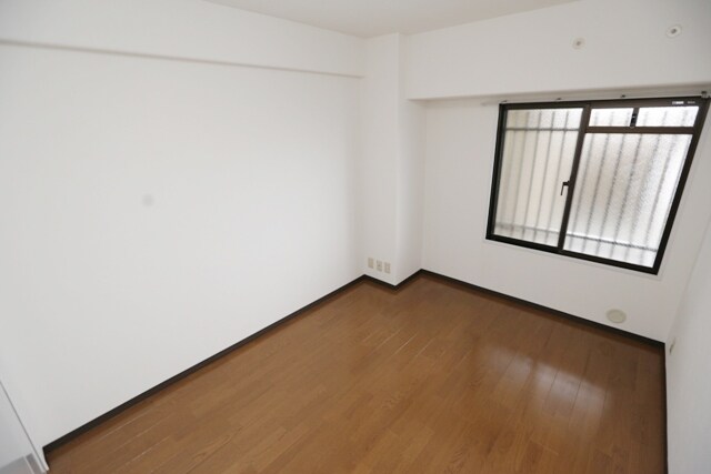 ミストラル岸部南の物件内観写真