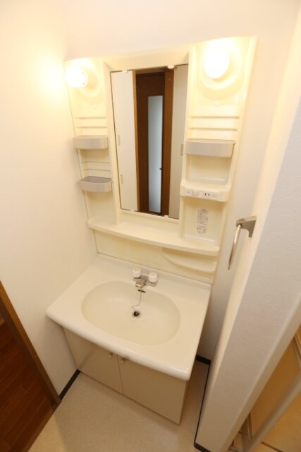 ミストラル岸部南の物件内観写真