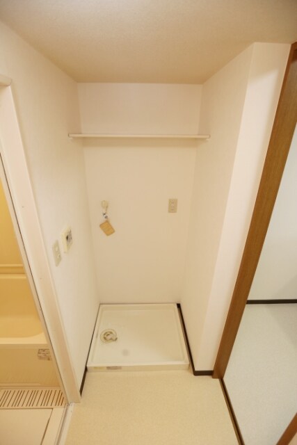 ミストラル岸部南の物件内観写真