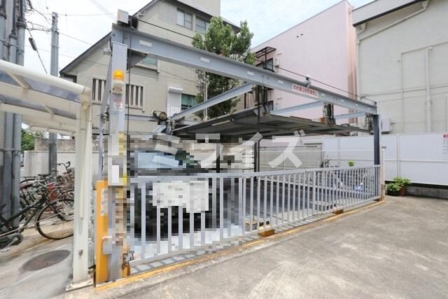 第6関根マンションの物件外観写真