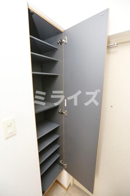 クローヴェーサウスタカハマの物件内観写真