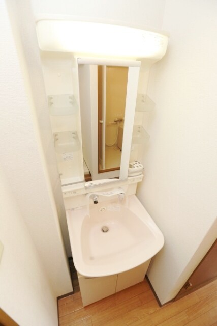 第6関根マンションの物件内観写真