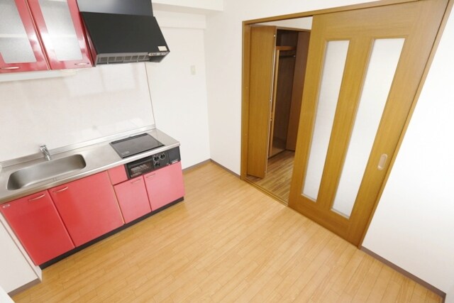 第6関根マンションの物件内観写真