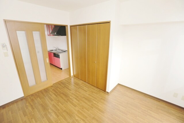 第6関根マンションの物件内観写真