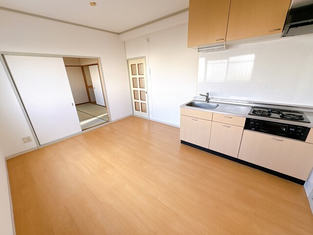 谷川第2マンションの物件内観写真