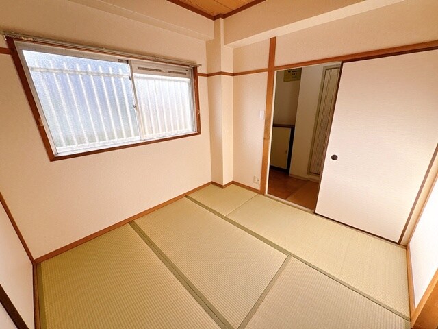 谷川第2マンションの物件内観写真