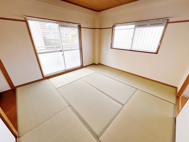 谷川第2マンションの物件内観写真