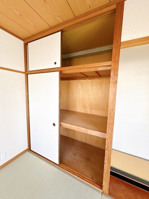 谷川第2マンションの物件内観写真