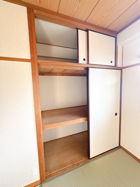 谷川第2マンションの物件内観写真