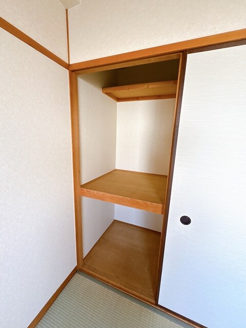 谷川第2マンションの物件内観写真