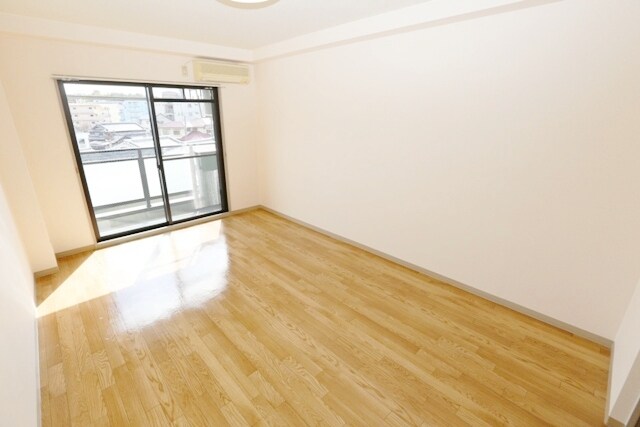 ジュネス・ブランドールの物件内観写真