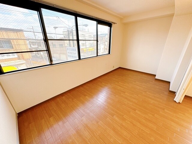 日生ビルの物件内観写真