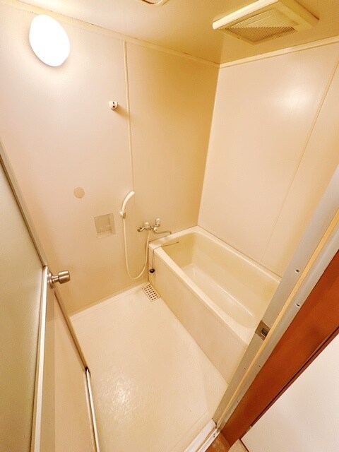 美山マンションの物件内観写真