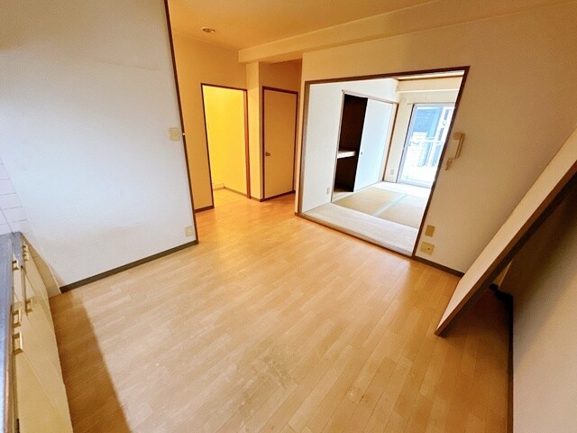 美山マンションの物件内観写真