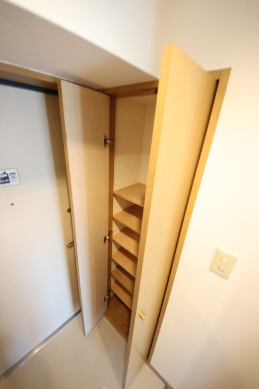 尼崎駅 徒歩4分 2階の物件内観写真