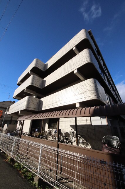 猪名寺駅 徒歩9分 1階の物件外観写真