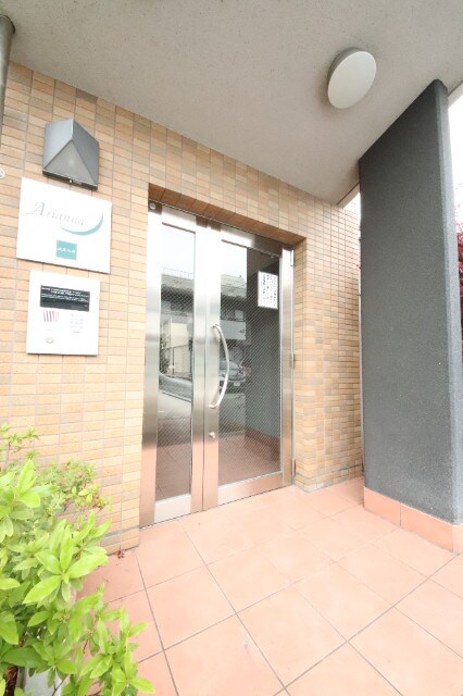 アリアンナ武庫之荘の物件外観写真