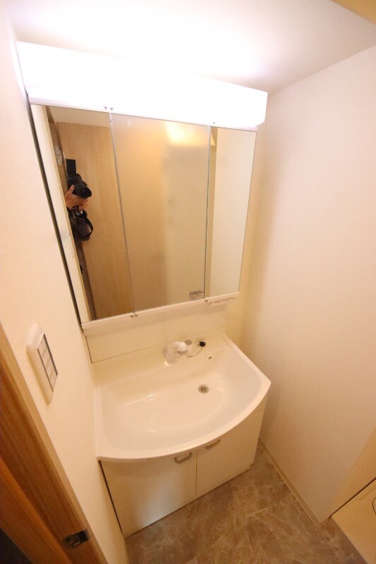 出屋敷駅 徒歩6分 2階の物件内観写真