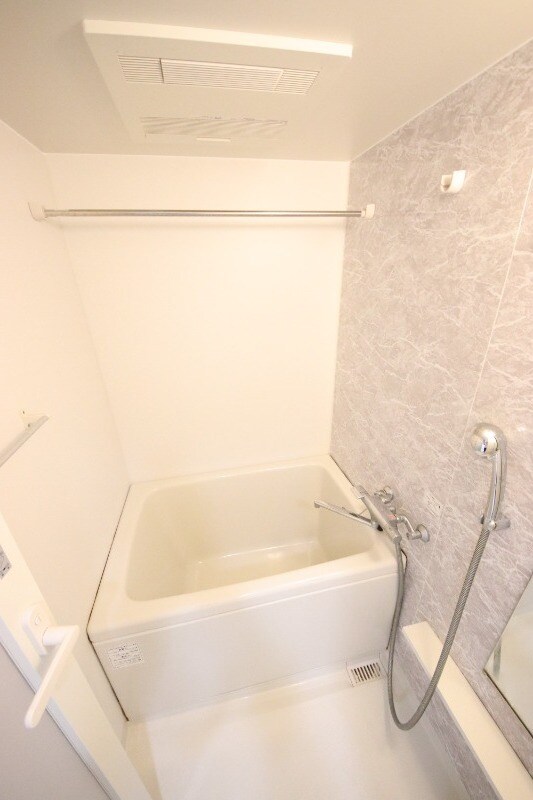 西宮駅 徒歩7分 4階の物件内観写真