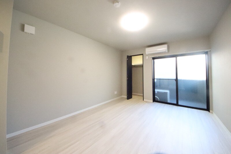 出屋敷駅 徒歩3分 3階の物件内観写真
