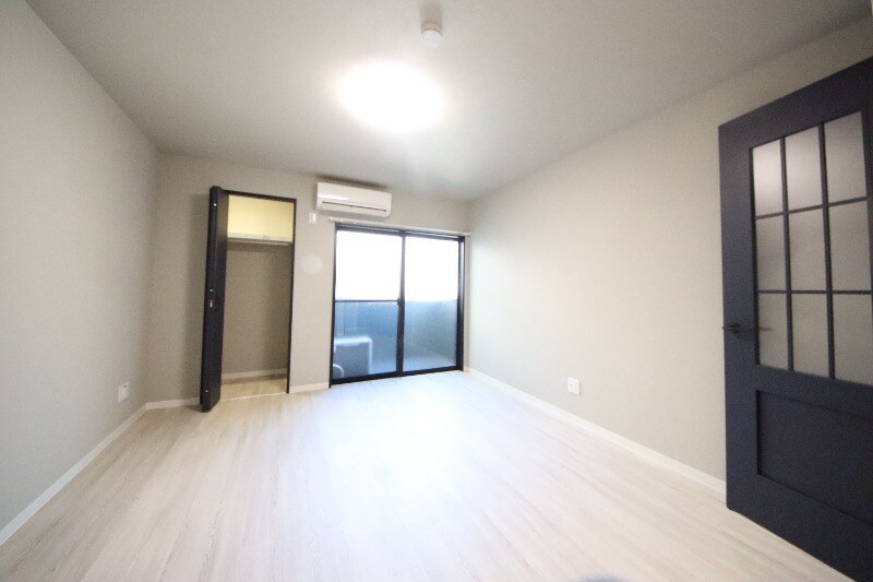 出屋敷駅 徒歩3分 3階の物件内観写真