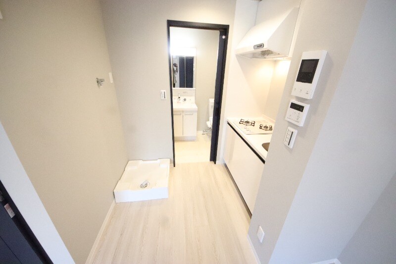 出屋敷駅 徒歩3分 3階の物件内観写真