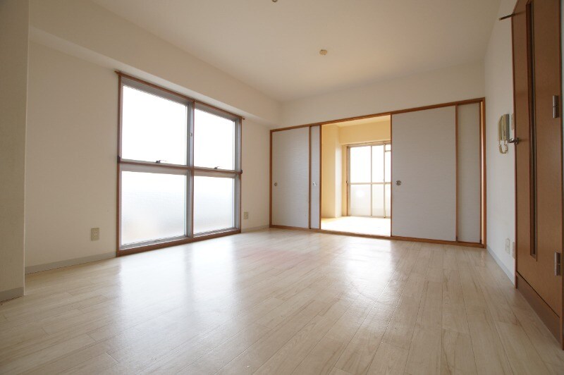 Ｙ’ｓコート蘭びっくの物件内観写真