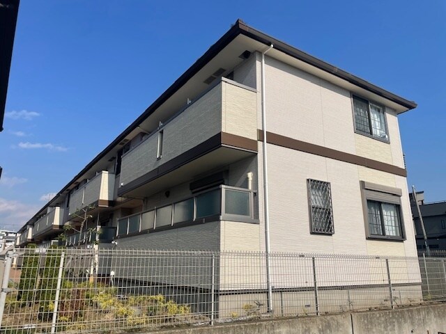 大阪府豊中市千里園１丁目の物件外観写真