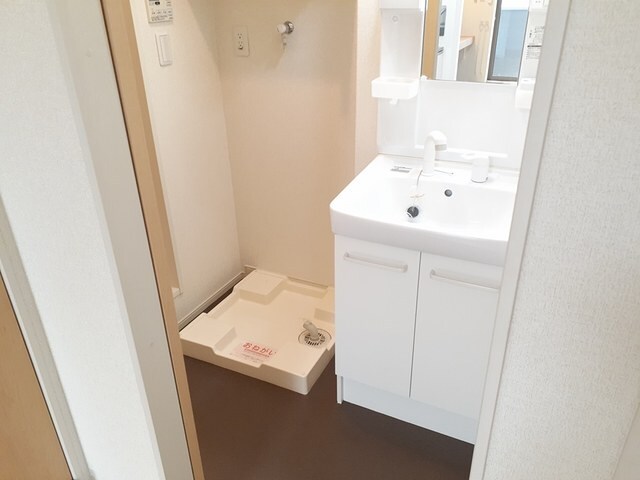 岡町駅 徒歩3分 1階の物件内観写真