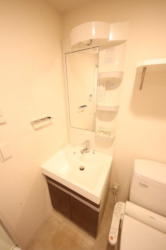 尼崎駅 徒歩2分 7階の物件内観写真