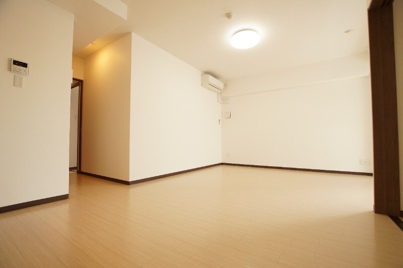 尼崎駅 徒歩9分 1階の物件内観写真