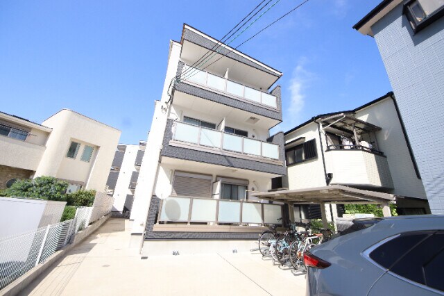 ラ・セーヌ武庫川の物件外観写真