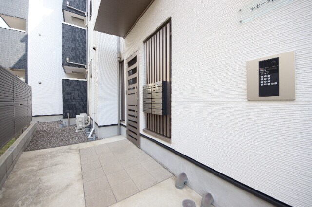 ラ・セーヌ武庫川の物件外観写真