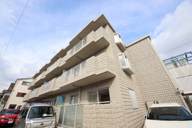 鳴尾・武庫川女子大前駅 徒歩8分 1階の物件外観写真