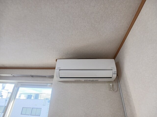 伊丹駅 バス5分  小井ノ内下車：停歩1分 2階の物件内観写真