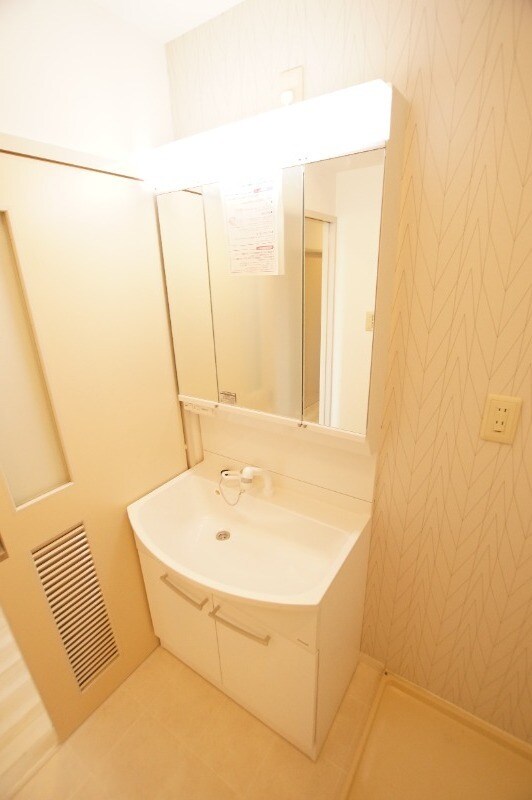 出屋敷駅 徒歩7分 8階の物件内観写真