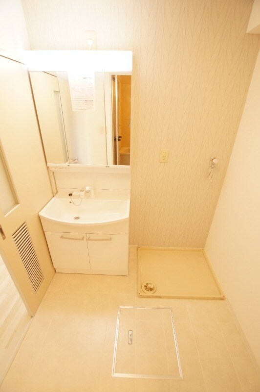 出屋敷駅 徒歩7分 8階の物件内観写真