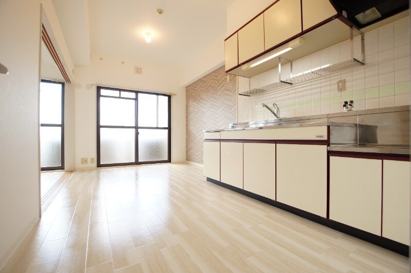 出屋敷駅 徒歩7分 8階の物件内観写真