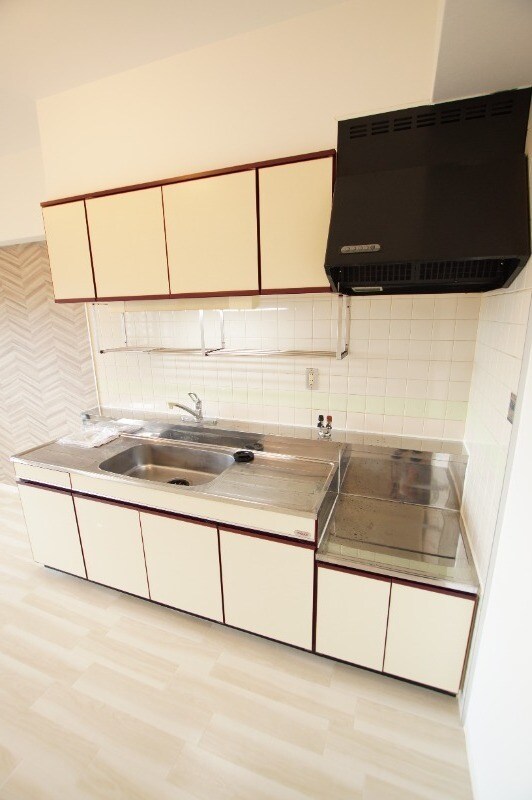 出屋敷駅 徒歩7分 8階の物件内観写真