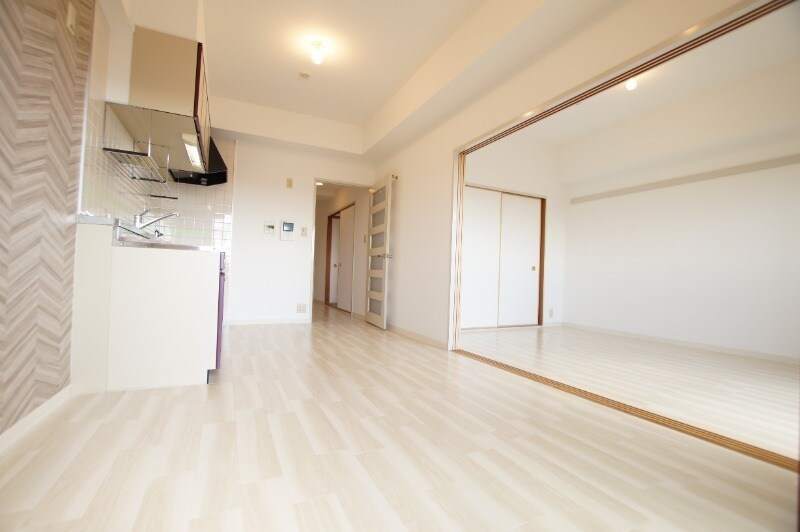 出屋敷駅 徒歩7分 8階の物件内観写真