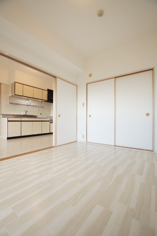 出屋敷駅 徒歩7分 8階の物件内観写真