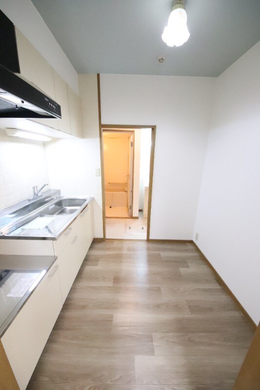 甲子園口駅 徒歩17分 2階の物件内観写真