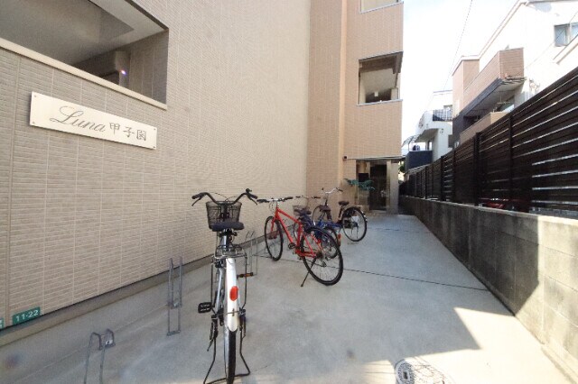 久寿川駅 徒歩2分 1階の物件外観写真