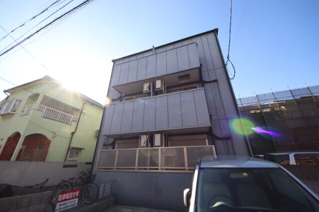 出屋敷駅 徒歩6分 2階の物件外観写真