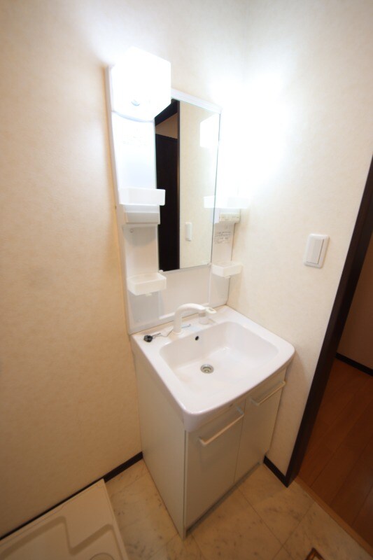 出屋敷駅 徒歩6分 2階の物件内観写真