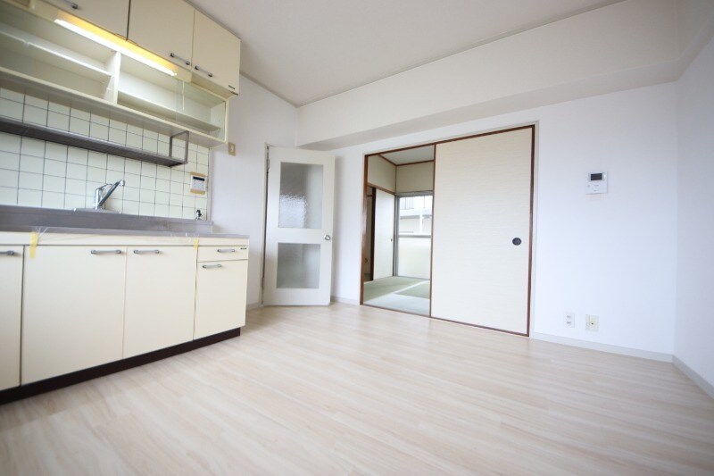 ルミエール立花の物件内観写真