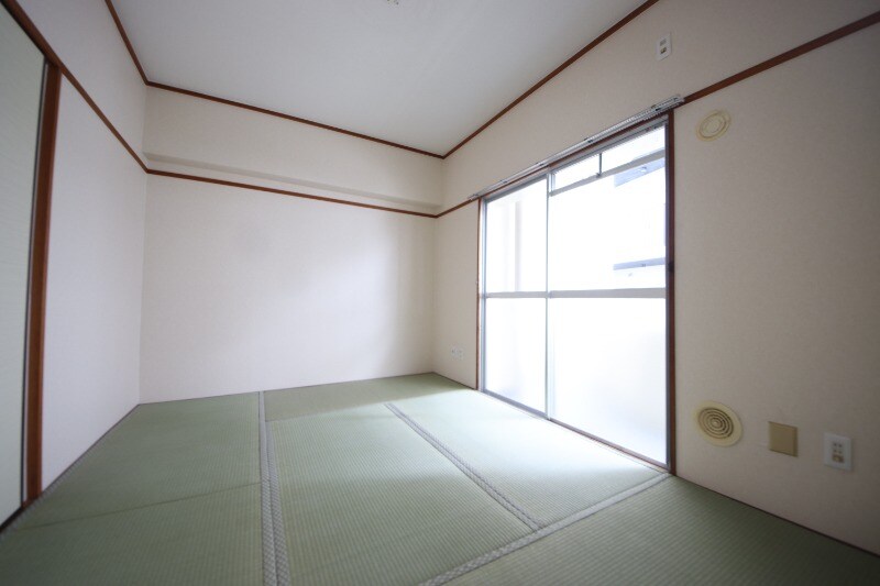 ルミエール立花の物件内観写真