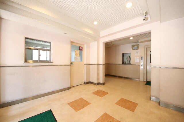 ユニテソリステ津門川の物件外観写真